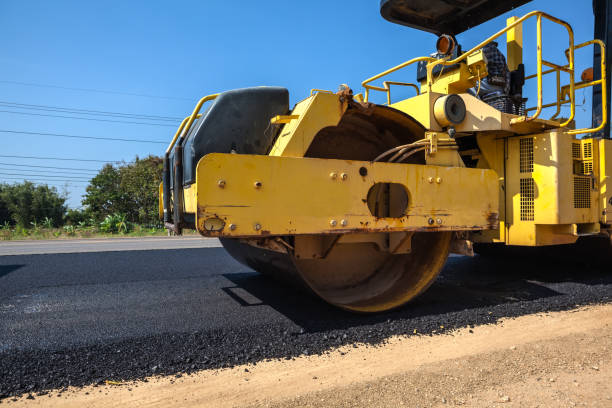 Reasons to Select Us for Your Driveway Paving Requirements in St Charles, IL